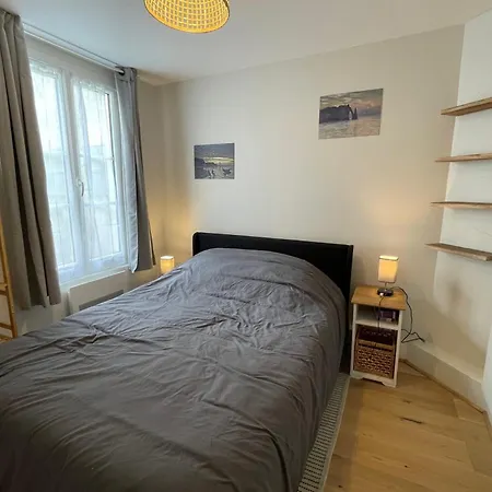 Апартаменты Comfortable Close To The